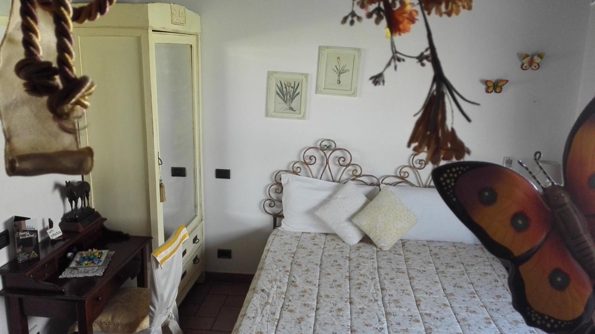 Agriturismo Maiocchi Villa Borgarello Phòng bức ảnh